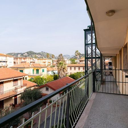 Casa Silvia - Central - Terrace - Wifi Bordighera Exteriér fotografie