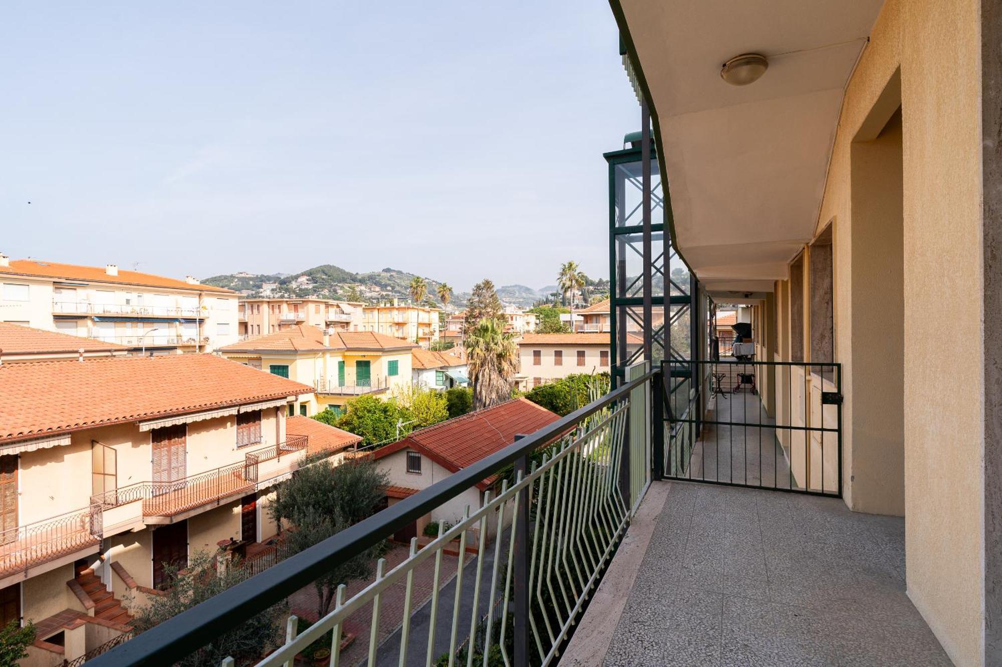 Casa Silvia - Central - Terrace - Wifi Bordighera Exteriér fotografie